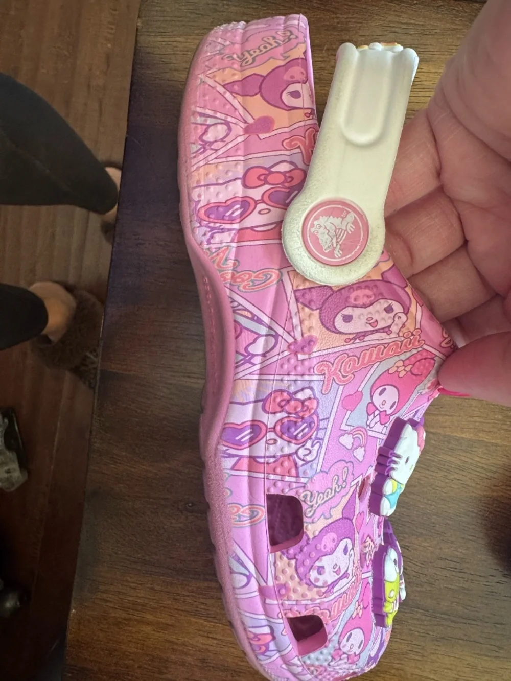 CROCS hello kitty